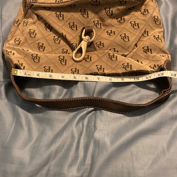 Dooney & Bourke purse - Picture 10 of 10